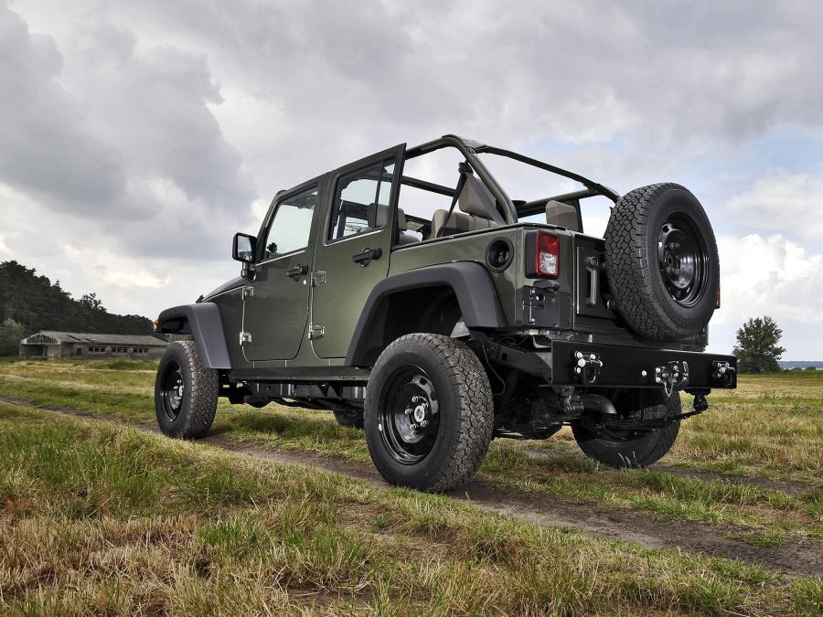  Jeep J8 5-Door 2008 года  (фото 2 из 14)